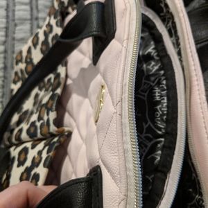 |•Betsey Johnson•| diaper bag